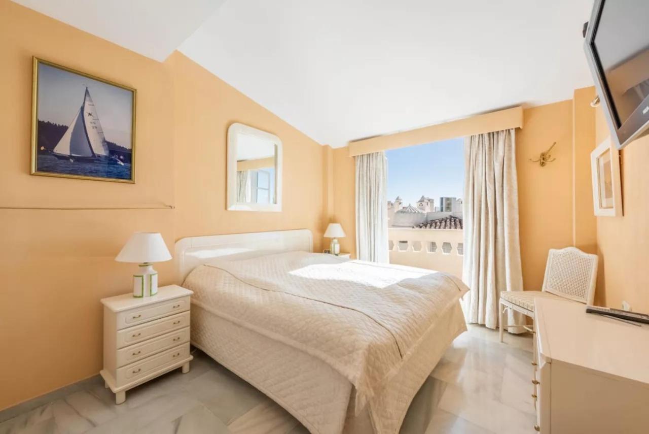 Marina Vistas - Puerto Marina Lägenhet Benalmádena Exteriör bild